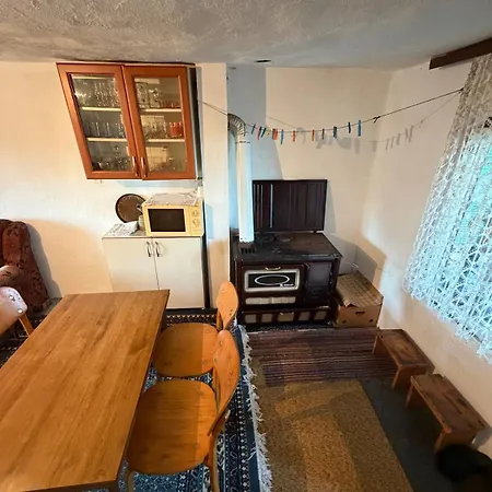 112 Year Old Heritage Home-mountain Views- Gorazde